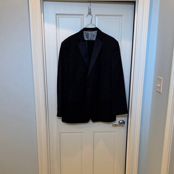 Calvin Klein Black Tuxedo Jacket - Picture 1 of 5